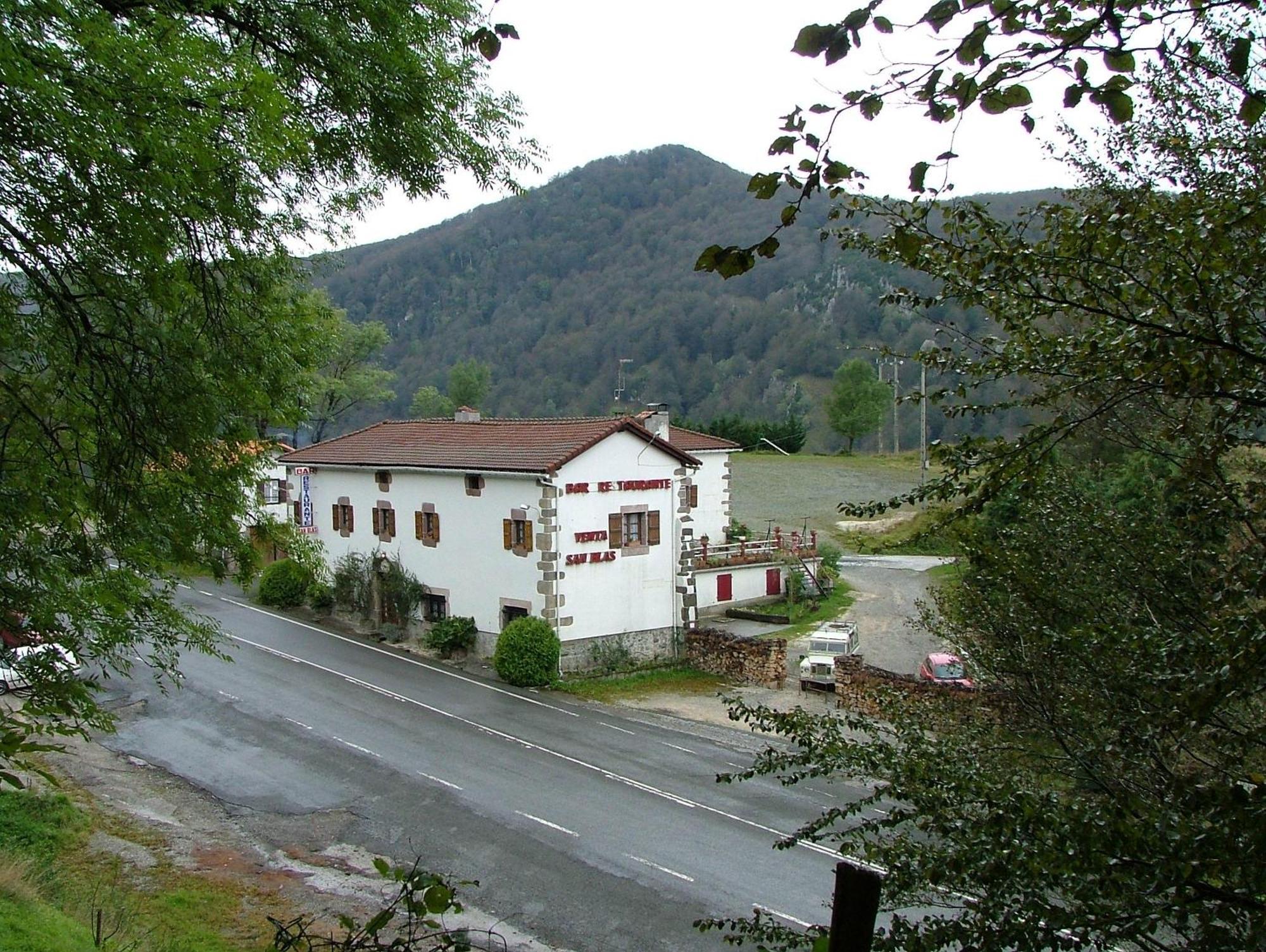 Hostal Venta San Blas Almándoz Zewnętrze zdjęcie